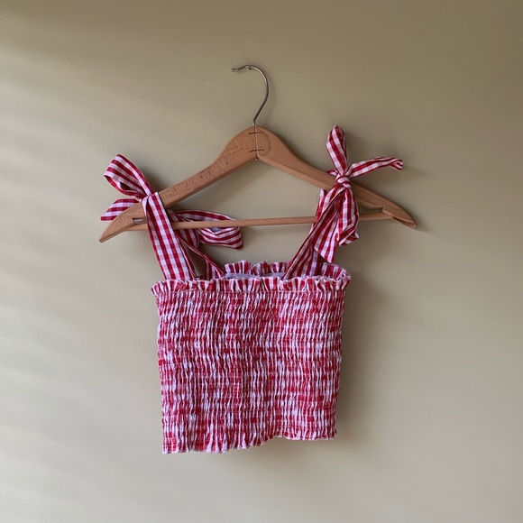 Women’s Smocked Crop Top - Picture 1 of 2